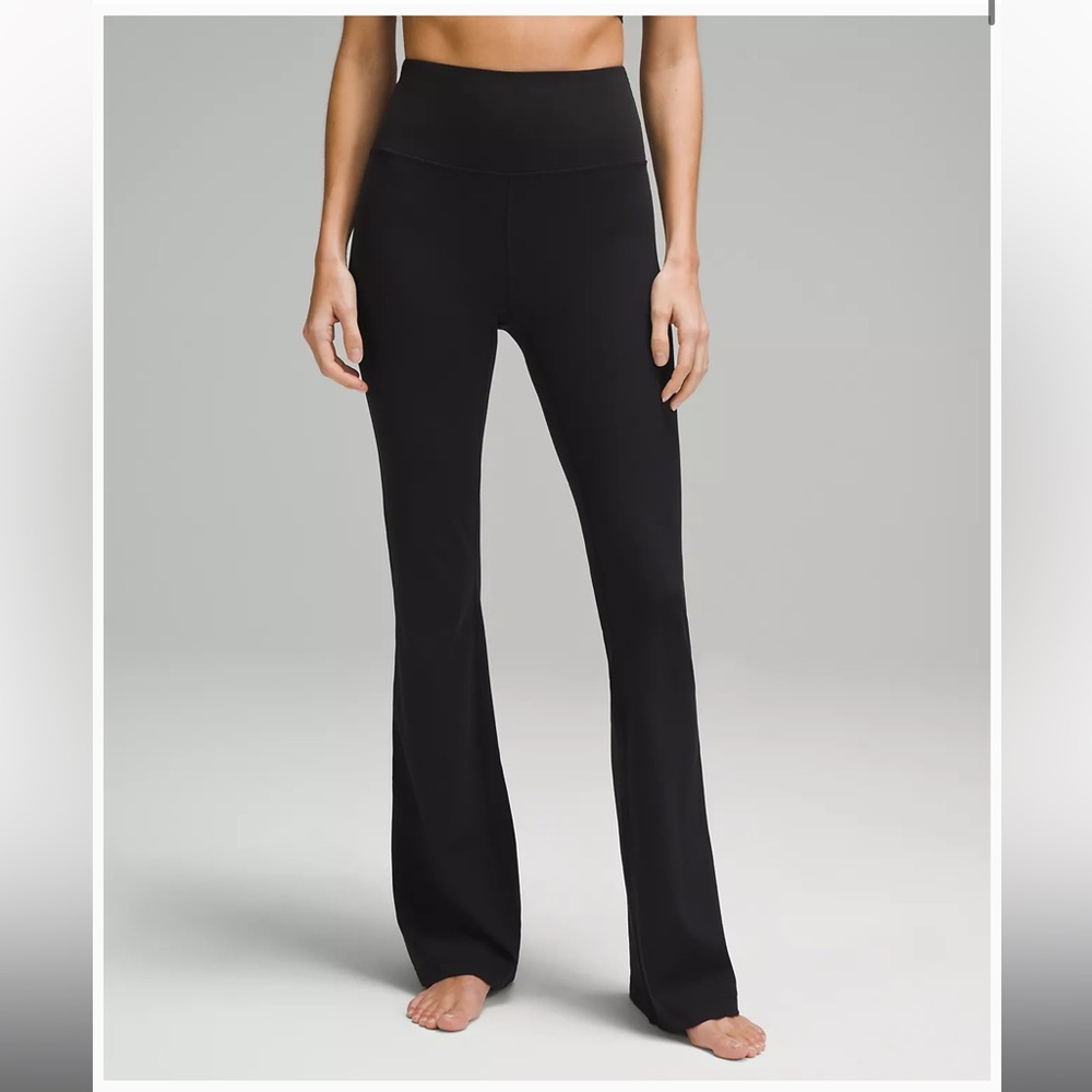 Lulu Lemon | Groove Super-High-Rise Flared Pant Nulu
Regular